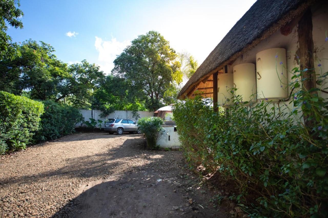 Ngoma Zanga Lodge Livingstone Esterno foto